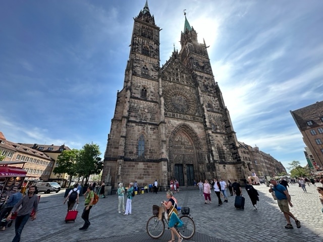 Nürnberger Quartiere – Der Lorenzer Platz